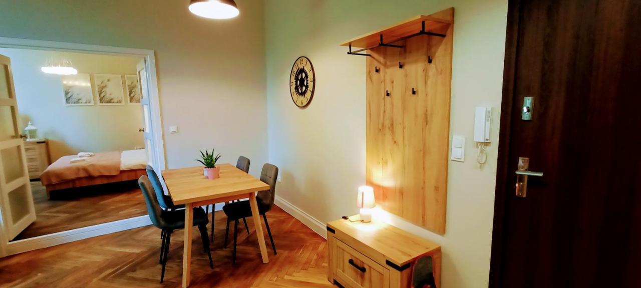 Drzewna Apartamenty - Wroclawska ジェロナ・グラ エクステリア 写真